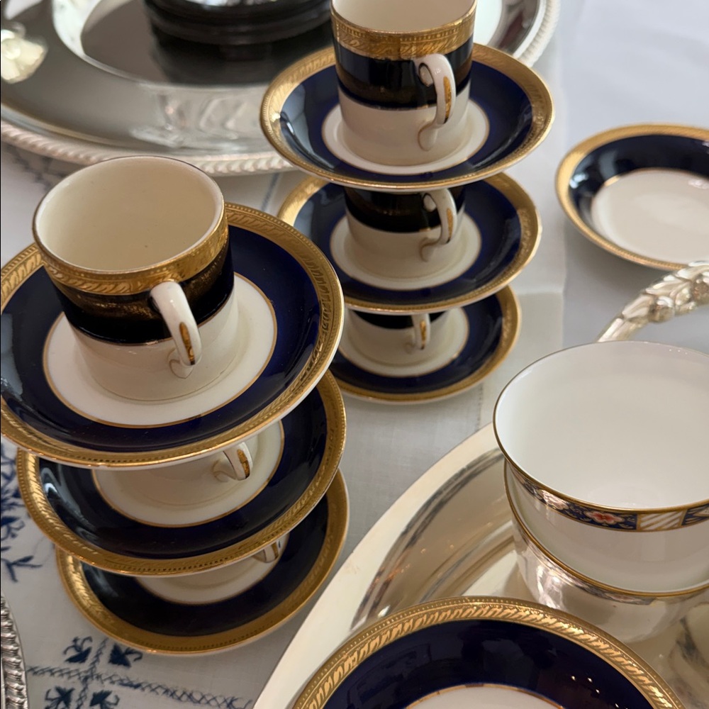 Royal Crown Derby “Kedleston” - Picture 5 of 5